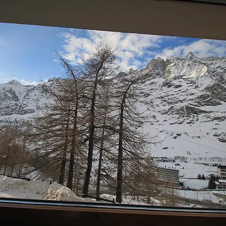 Locazione Turistica Cervinia.3 *