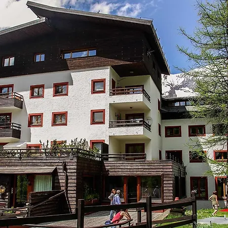 Locazione Turistica Cervinia.3